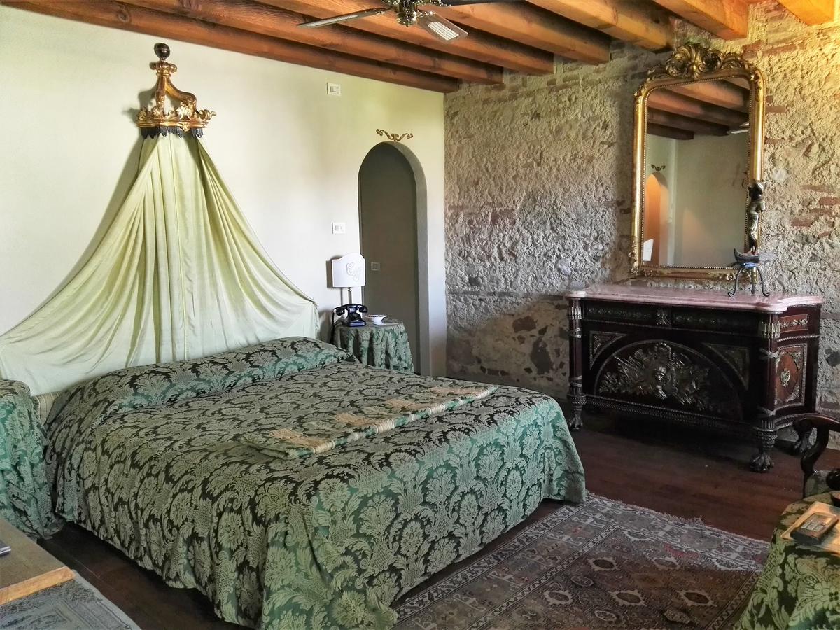 Locanda La Corte Dei Galli Guest House Carre ภายนอก รูปภาพ